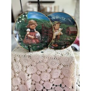 Hummel Collector Plates 8in Favorite Pet Gentle‎ Friends Danbury Mint Multicolor